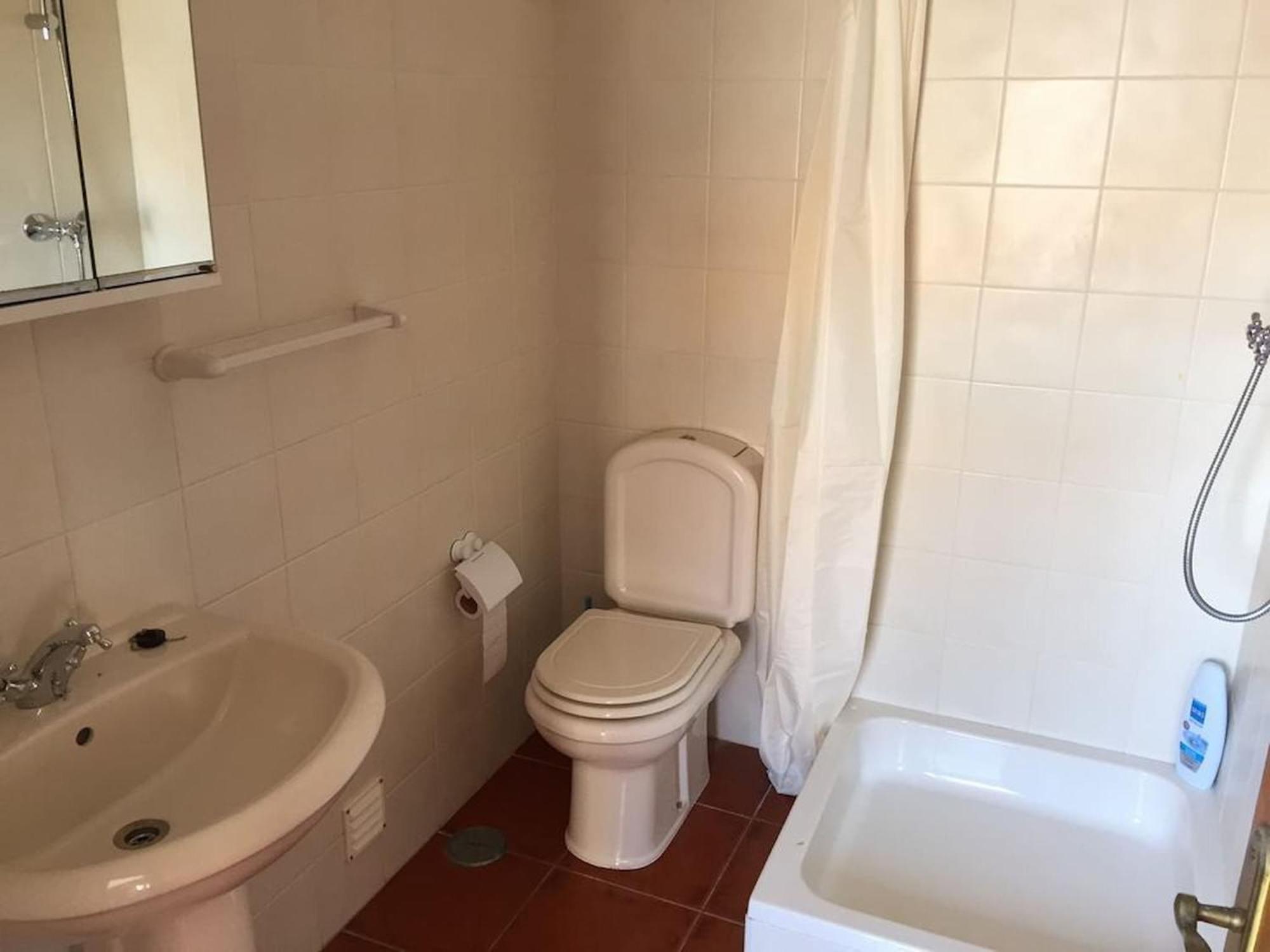 House Located In Opposite Of Beach! Apartamento Lagoa  Exterior foto